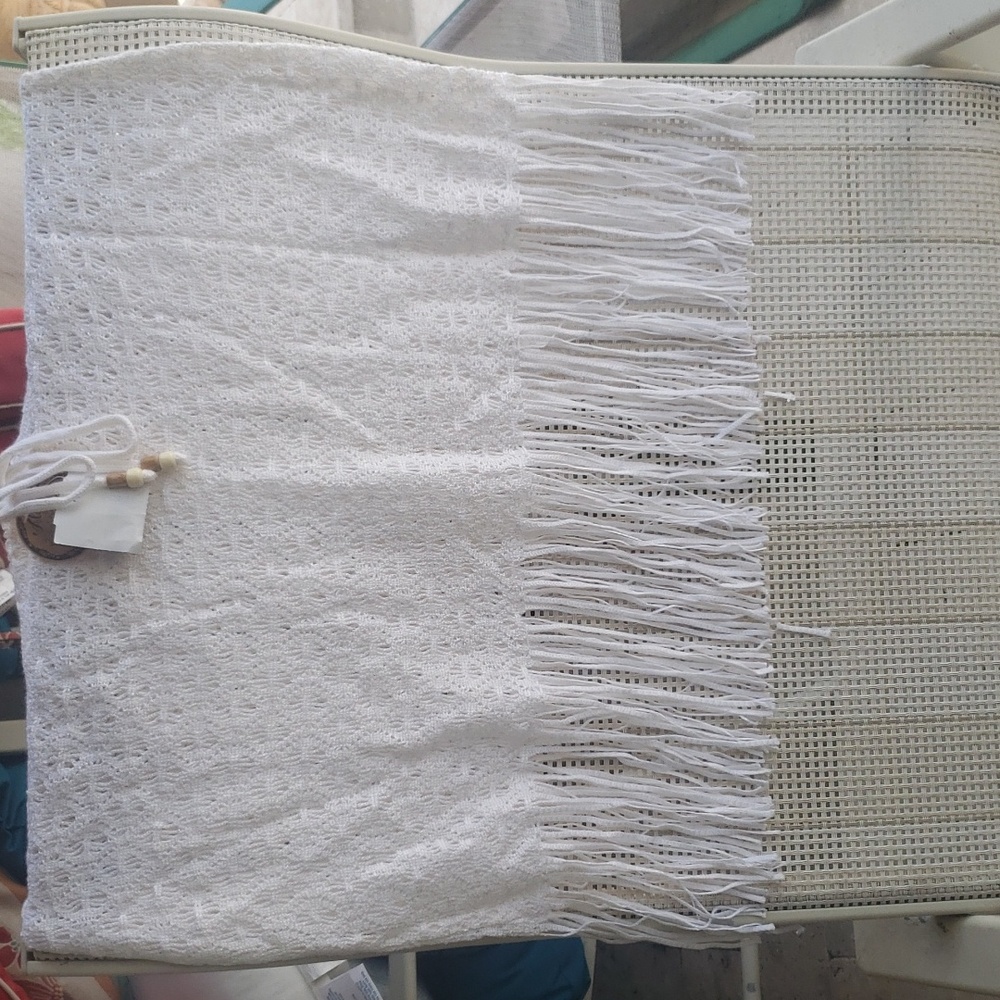 Cover up made on crochet